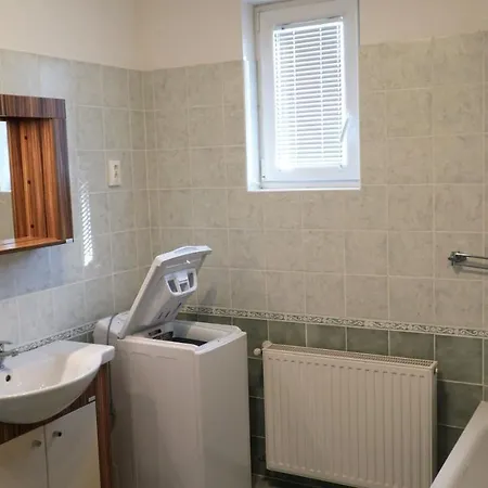 Agnes Apartman Διαμέρισμα *